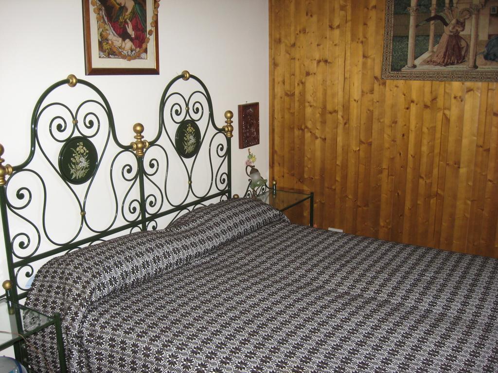 Appartamento Le Tre Rose Montagna Camigliatello Silano Camera foto