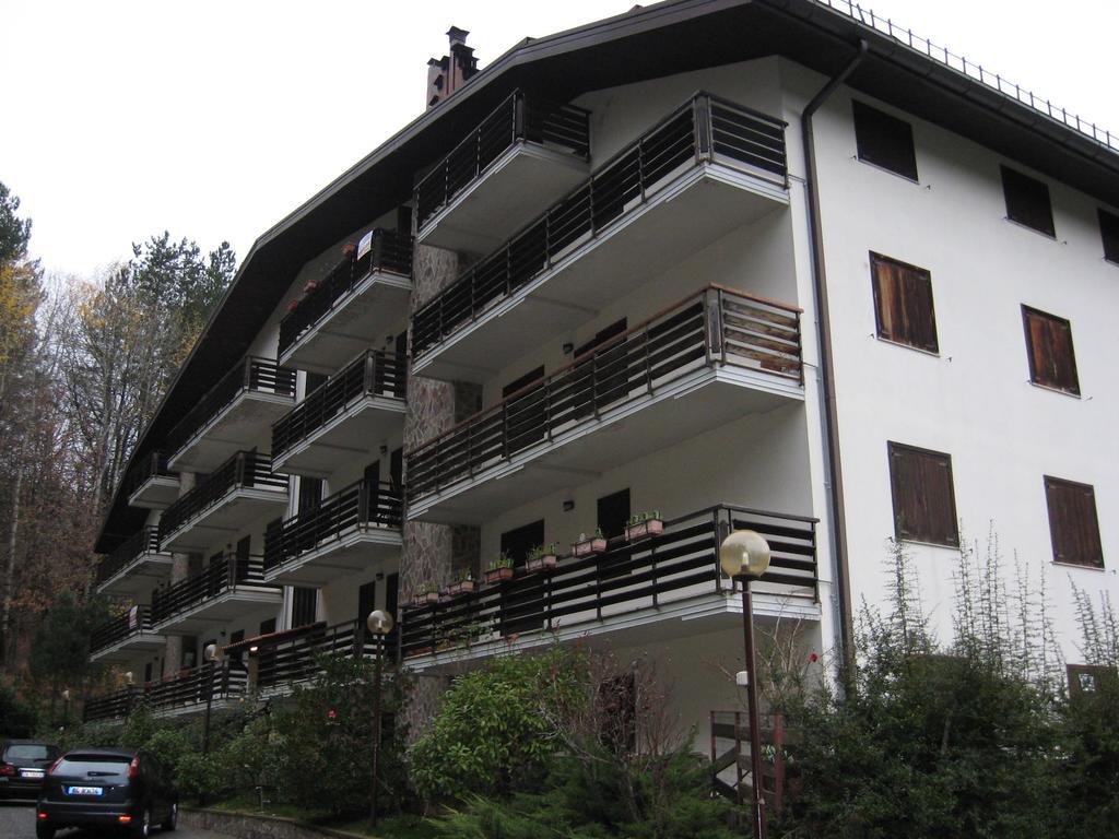 Appartamento Le Tre Rose Montagna Camigliatello Silano Esterno foto